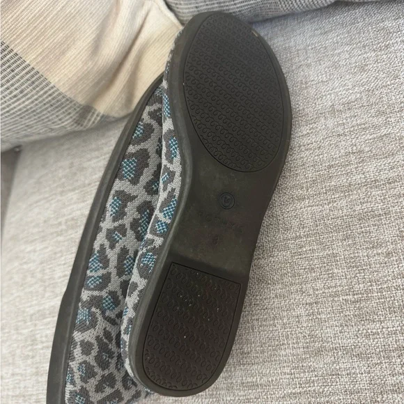 Rothy’s Size 8 Flats – Blue Gray Leopard Print – Rare Retired Style - Picture 4 of 6